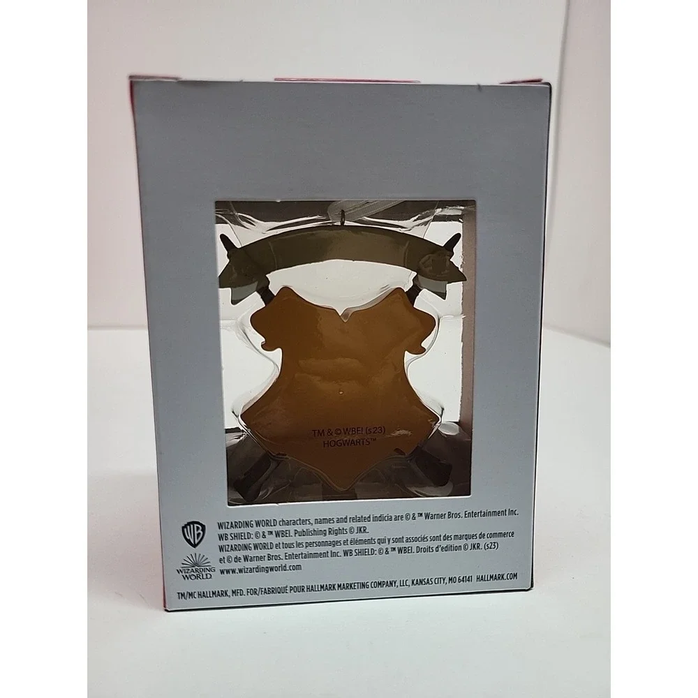 Hallmark Christmas Tree Ornament   Harry  Potter‎ Hogwarts Crest New